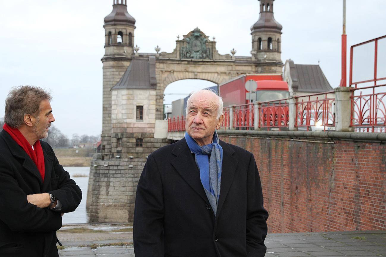 An der Königin-Luisen-Brücke